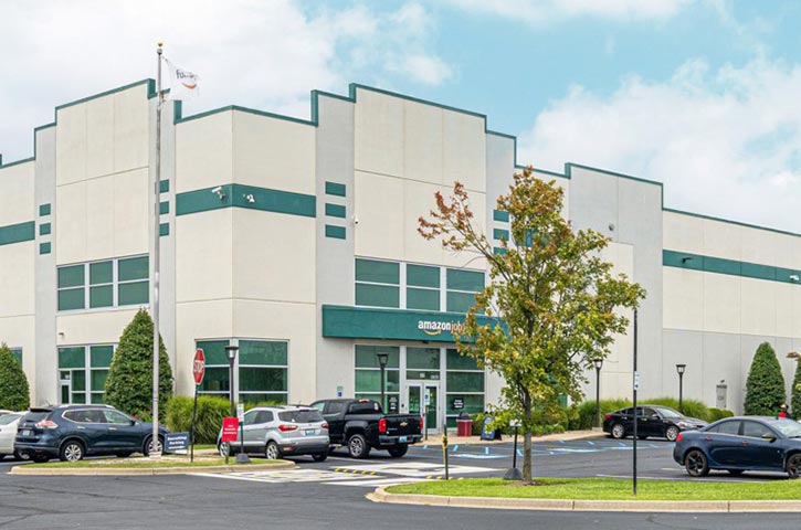 Exterior photo of 100 W Thomas P. Echols Lane in Louisville, KY